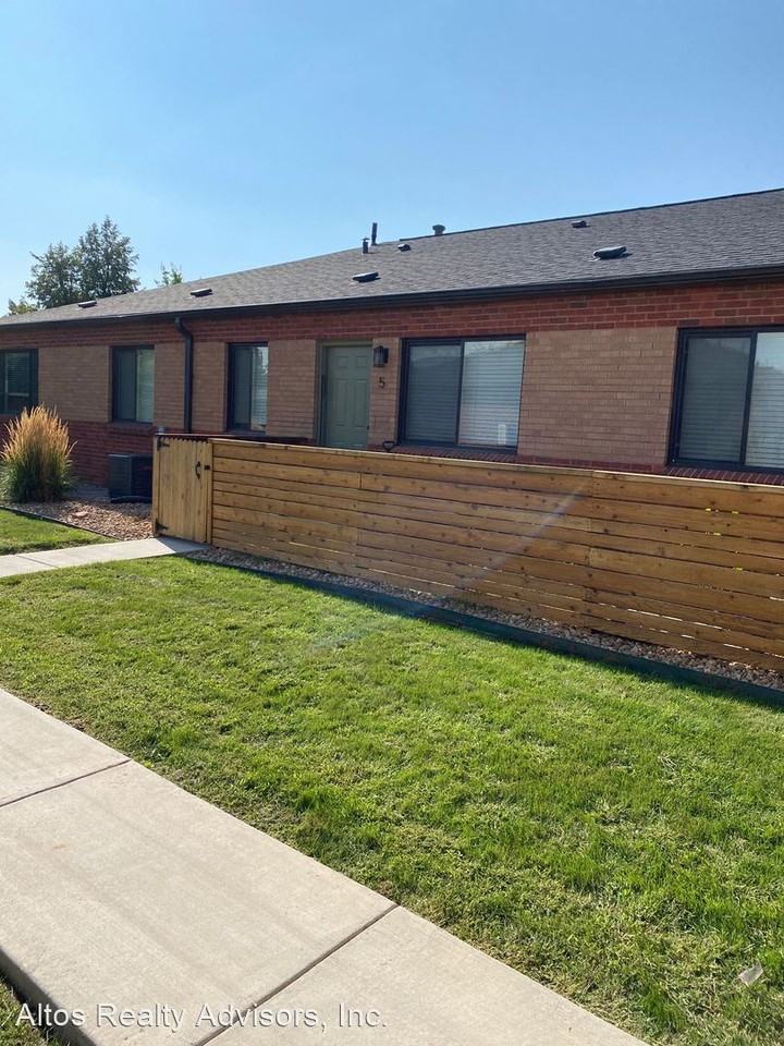 2725 N Monroe St - Photo 2 of 20