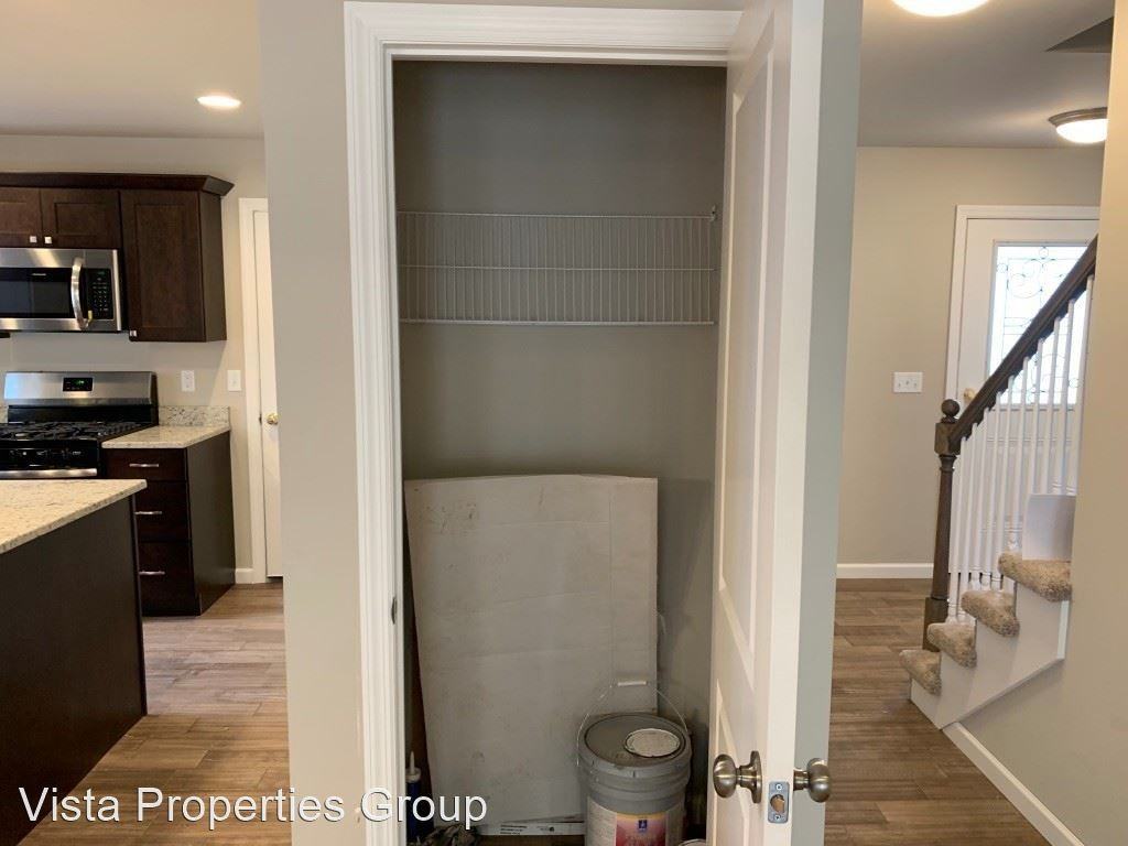 241-251 Jonathan Lane - Photo 2 of 21