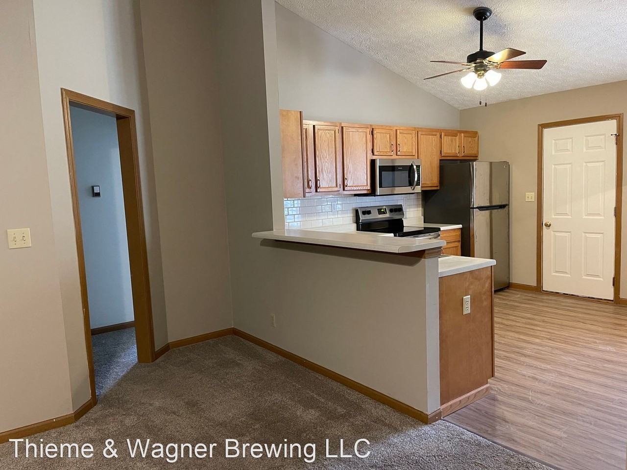 2351 Hopkins Dr - Photo 3 of 6