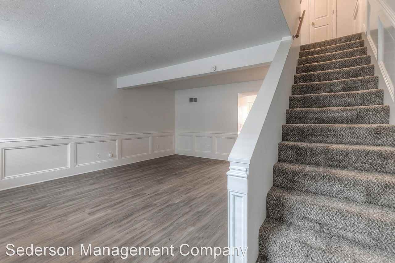 4420 JARBOE - Photo 2 of 38