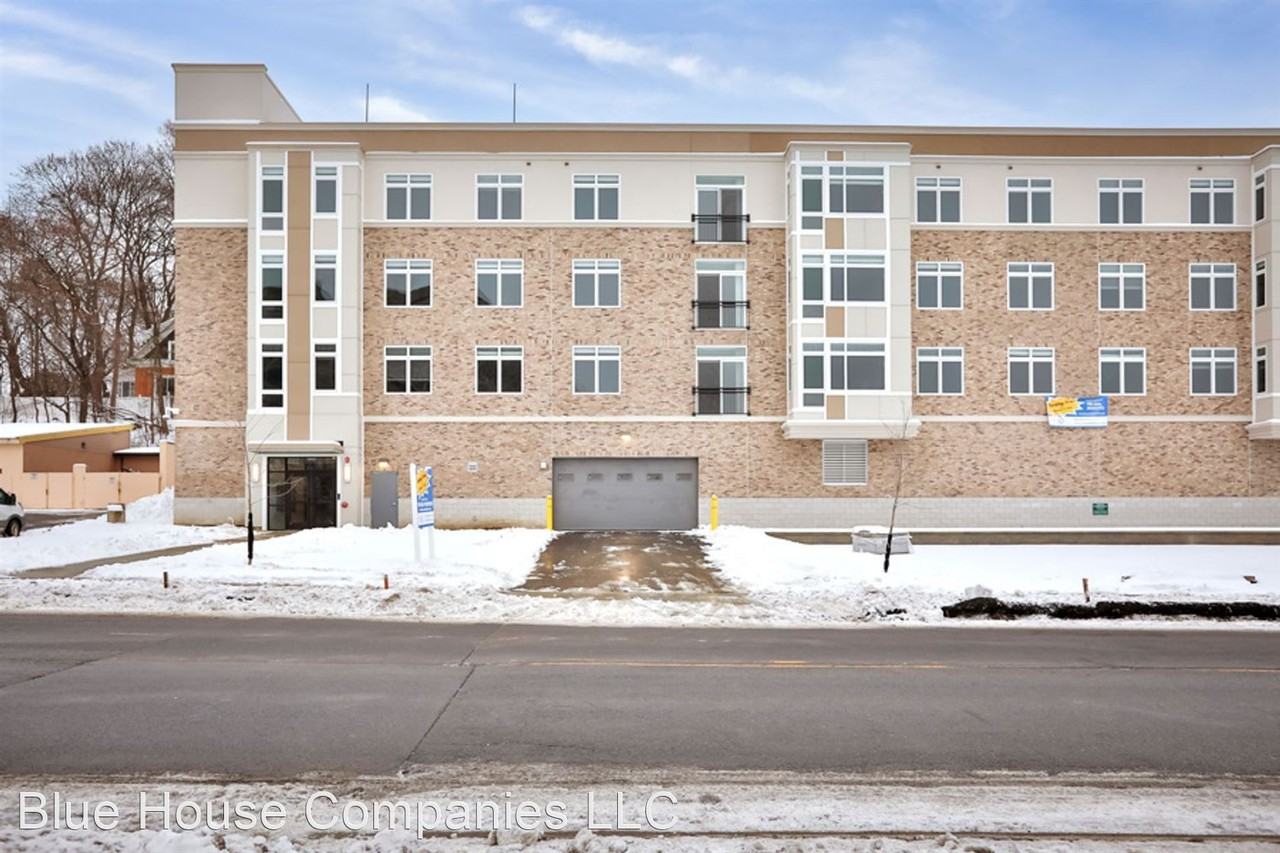 The Reserve on Hackett Apartments - Photo 2 of 49