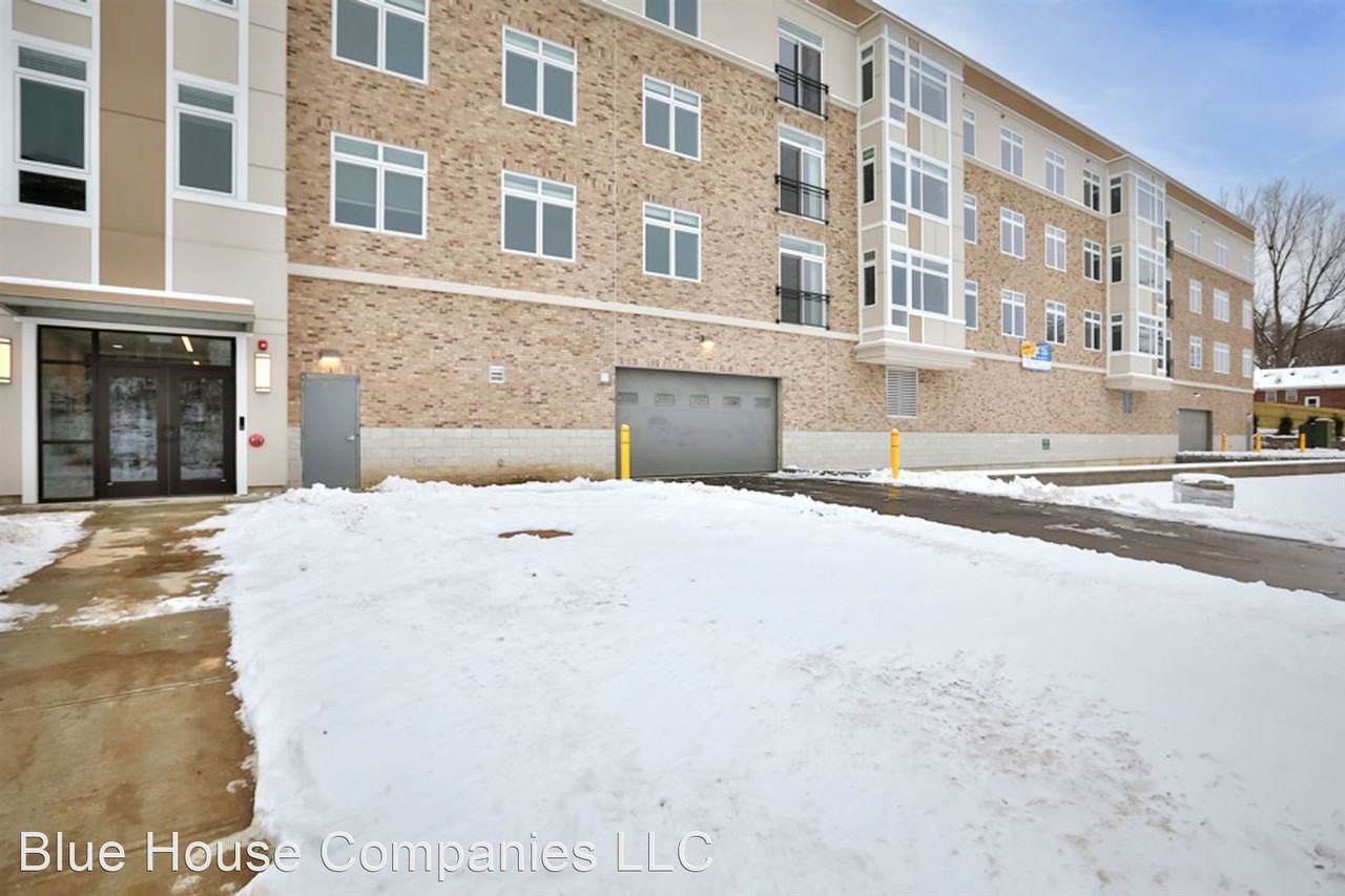 The Reserve on Hackett Apartments - Photo 3 of 49