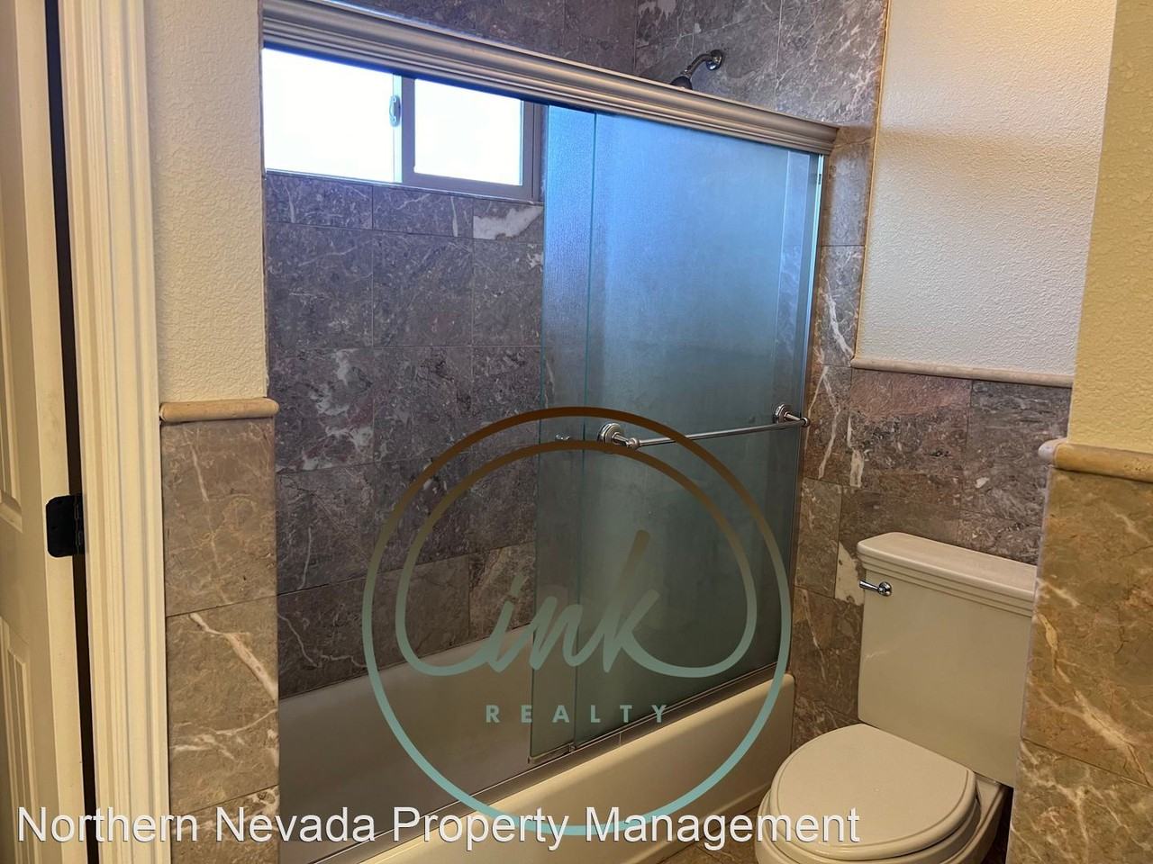 1038 Riverview Dr 1038 Riverview Dr - Photo 2 of 14