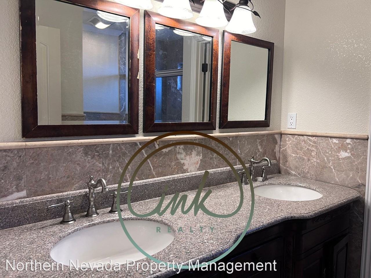 1038 Riverview Dr 1038 Riverview Dr - Photo 3 of 14
