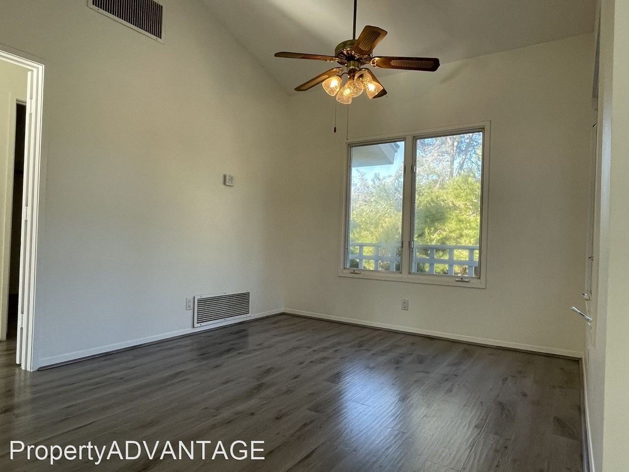 4710 La Orilla - Photo 3 of 15