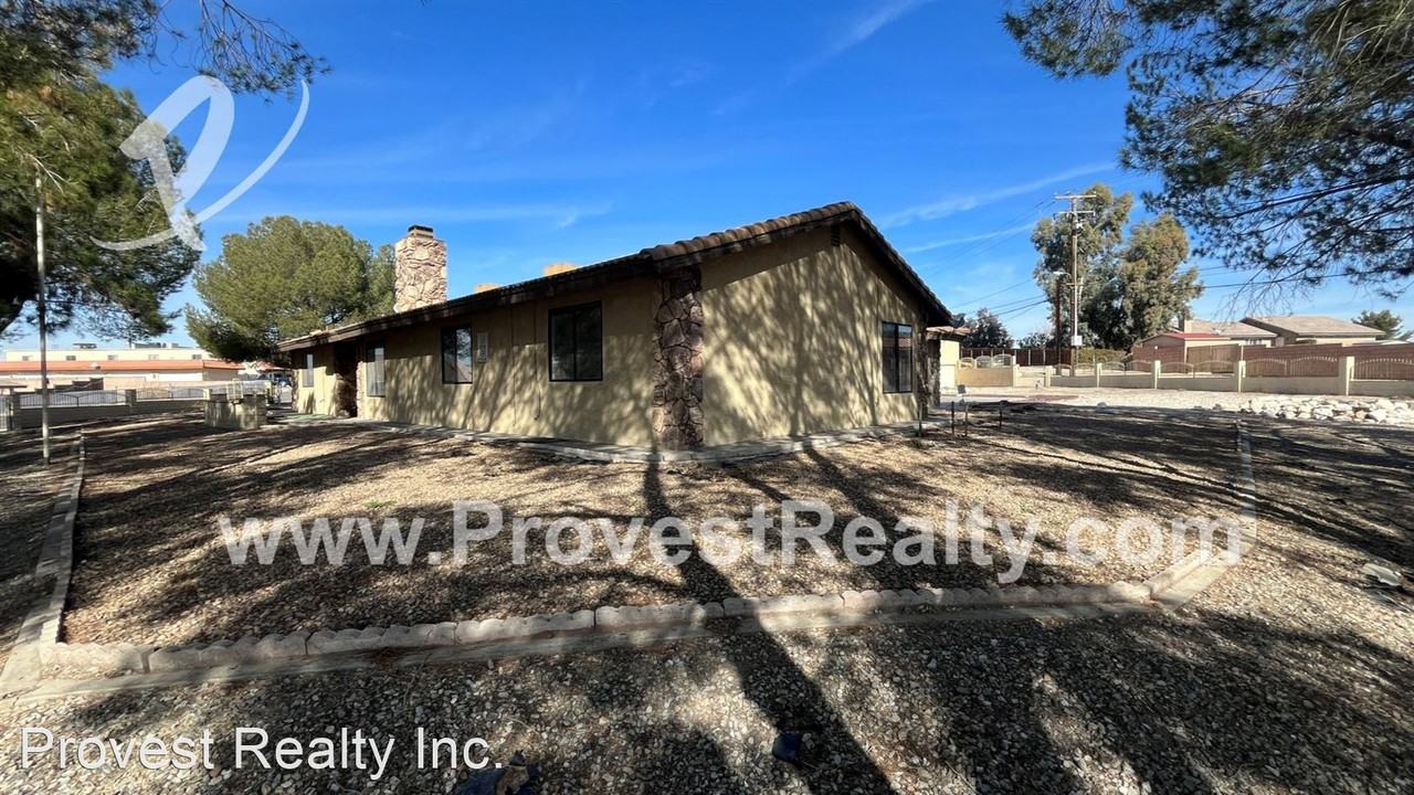 Tuscola 15727 - Photo 2 of 10