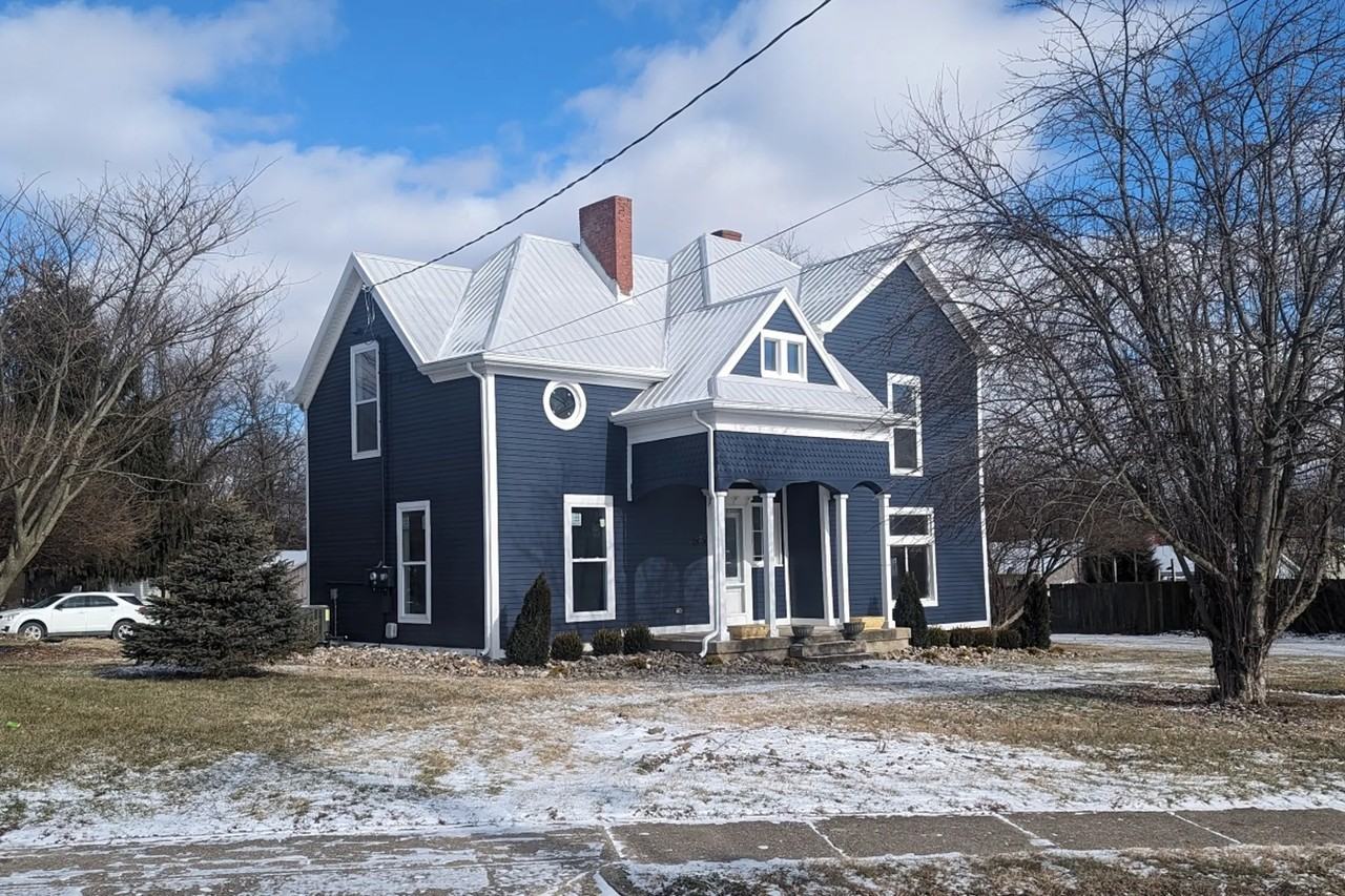 130 W Broadway St - Photo 3 of 3