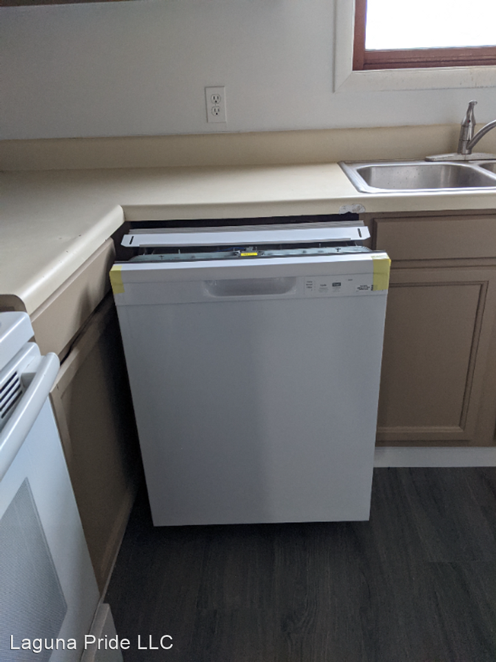 463 S 1st ST S - 463 1/2 S 1st ST S - Photo 3 of 11