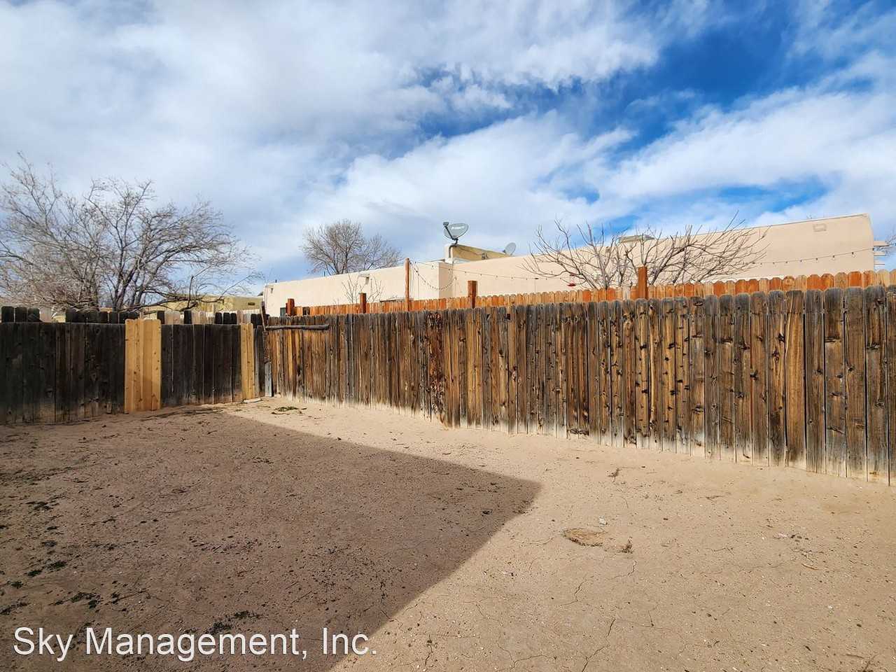 5101 Redlands Rd Nw - Photo 2 of 17