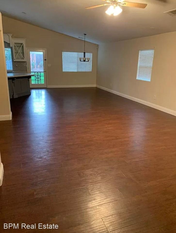 13123 Ridgeway Meadows Dr - Photo 3 of 22