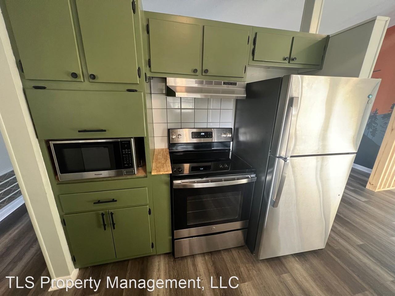 18 Ennis St - Photo 2 of 17