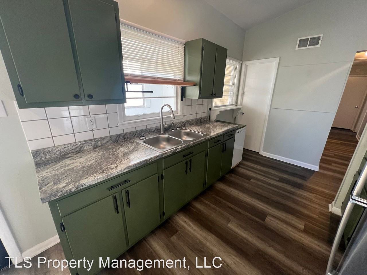 18 Ennis St - Photo 3 of 17