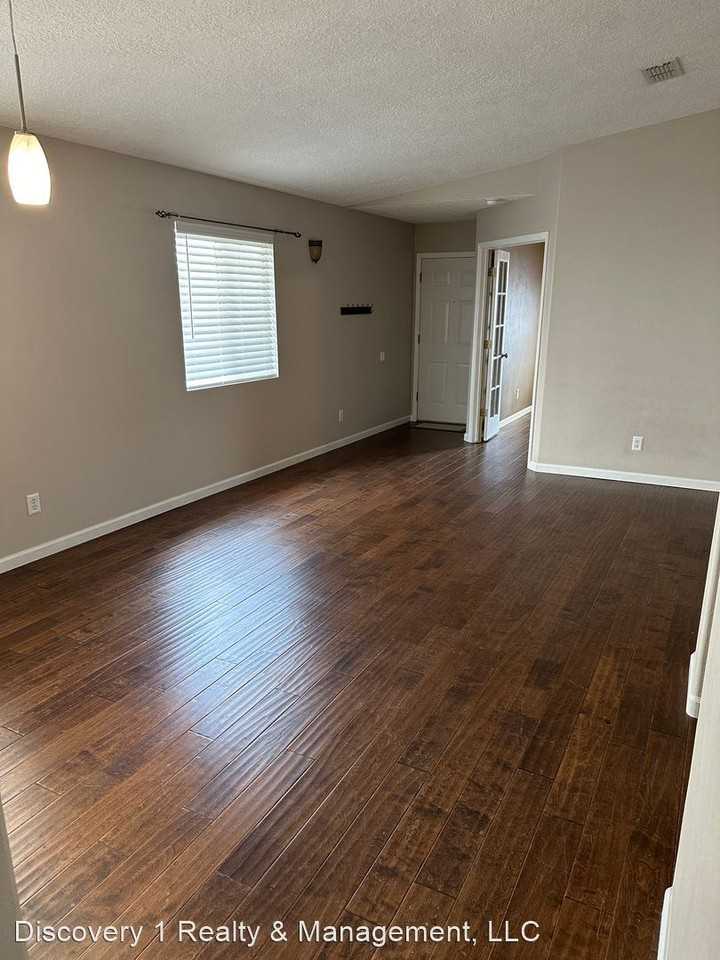 10731 Stonebrook Pl Nw - Photo 3 of 14