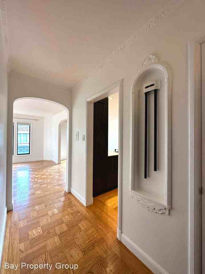 476 Eureka St - Photo 2 of 26