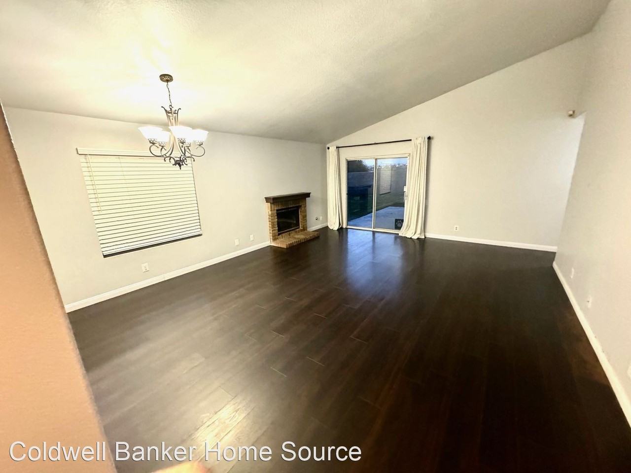 5594 Cedar Dr - Photo 2 of 25