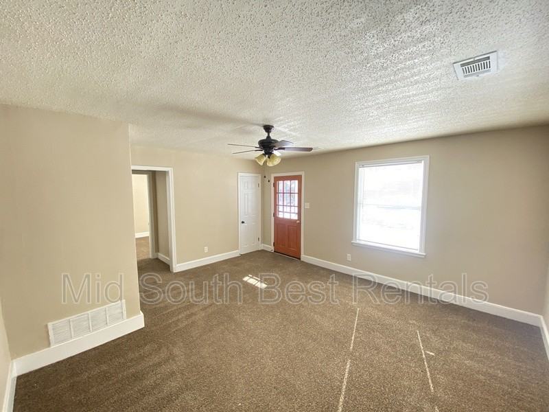 2320 Twain Ave - Photo 2 of 8