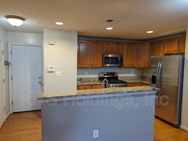 14217 Saint Germain Dr #19 - Photo 6 of 32