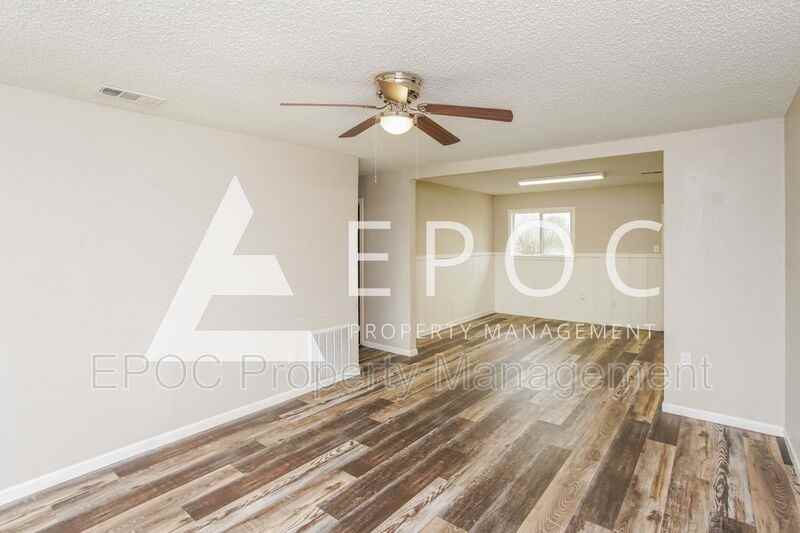 144 Shirley Dr - Photo 3 of 15