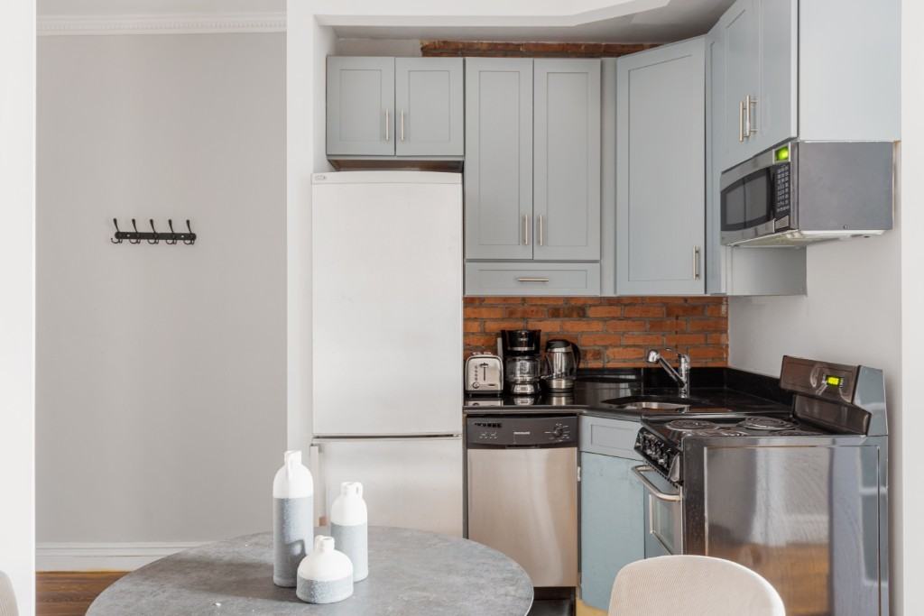 E 35th St #35 - Photo 7 of 9