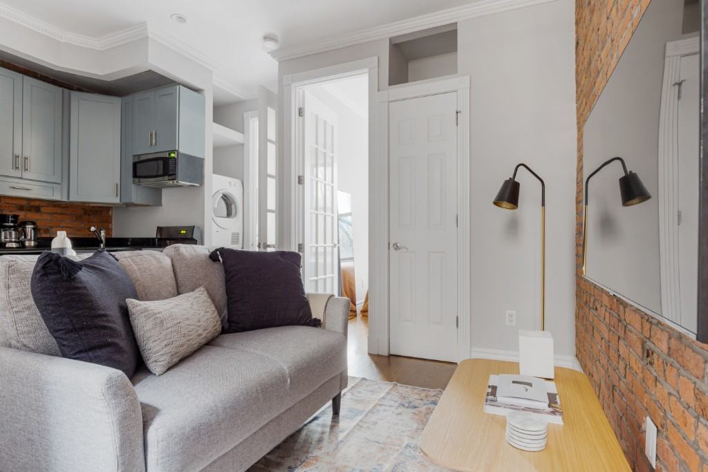 E 35th St #35 - Photo 2 of 9