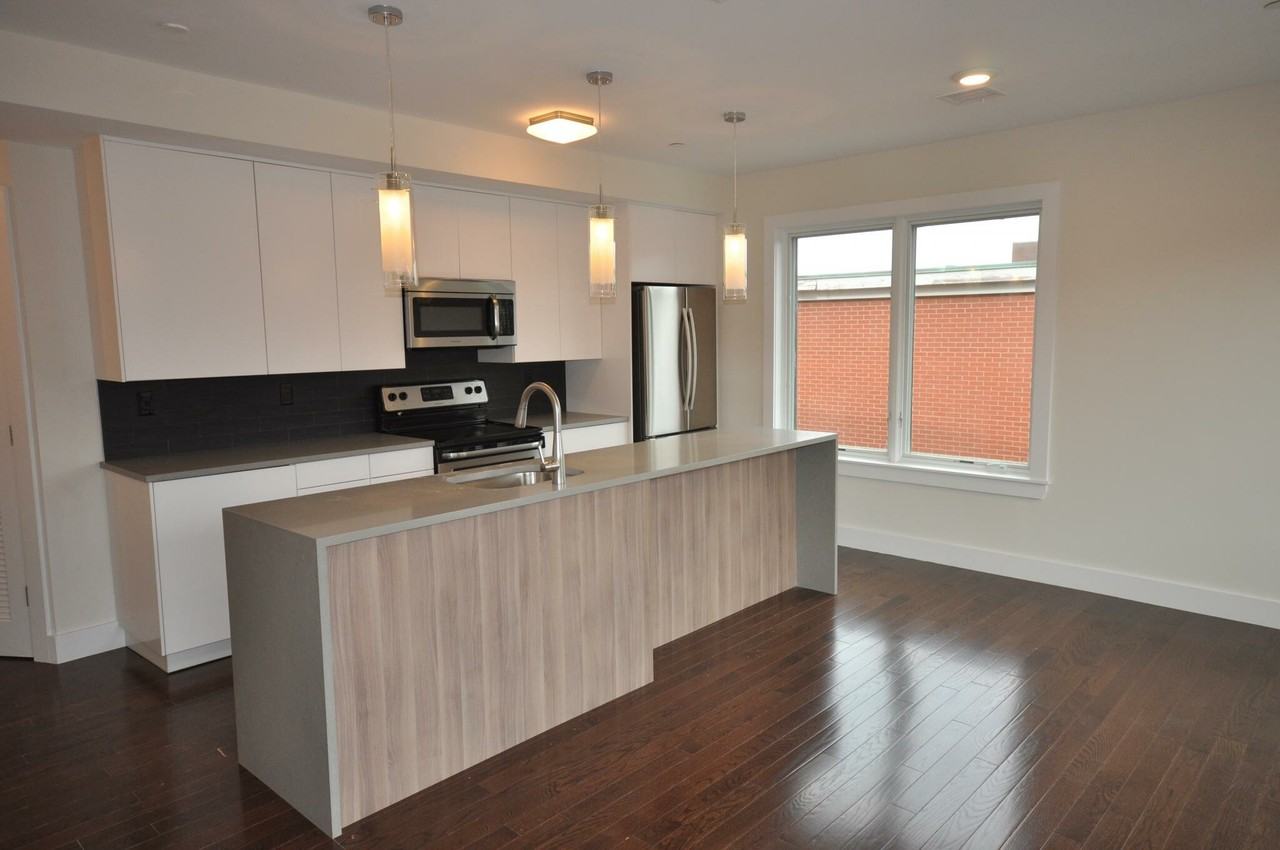 659 Massachusetts Ave #6 - Photo 2 of 14