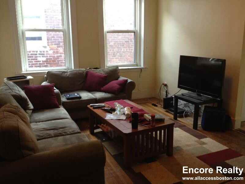 71 S Huntington Ave #7