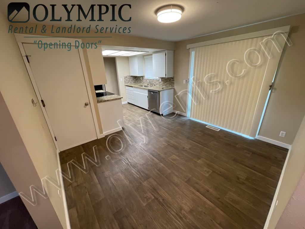 4343 Ruddell Rd Se - Photo 5 of 12