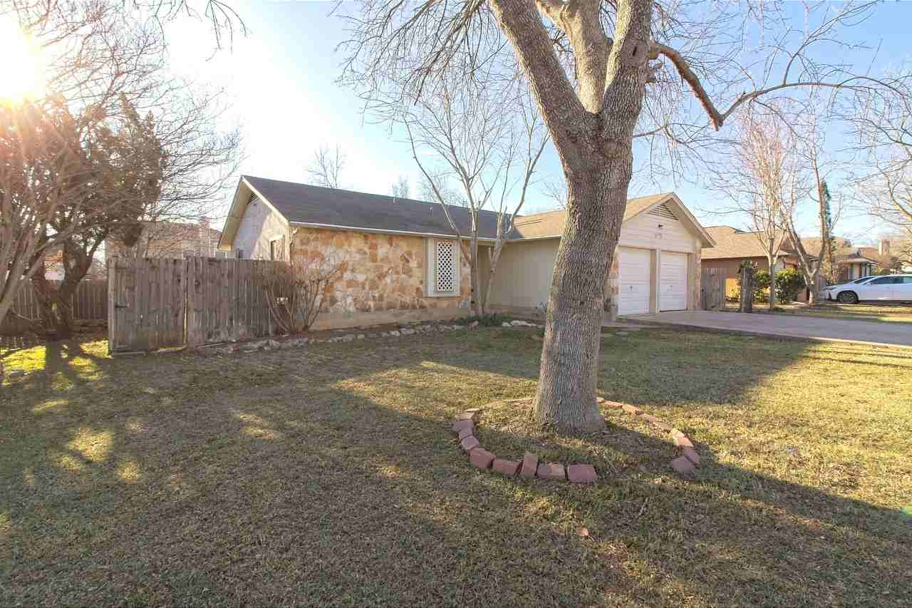 509 Meadowcreek Cir - Photo 2 of 31