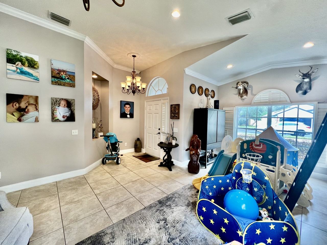 9118 Whispering Willow Way - Photo 4 of 33