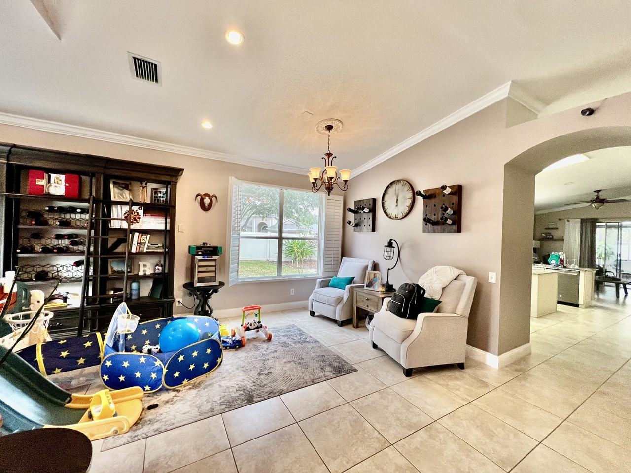 9118 Whispering Willow Way - Photo 5 of 33