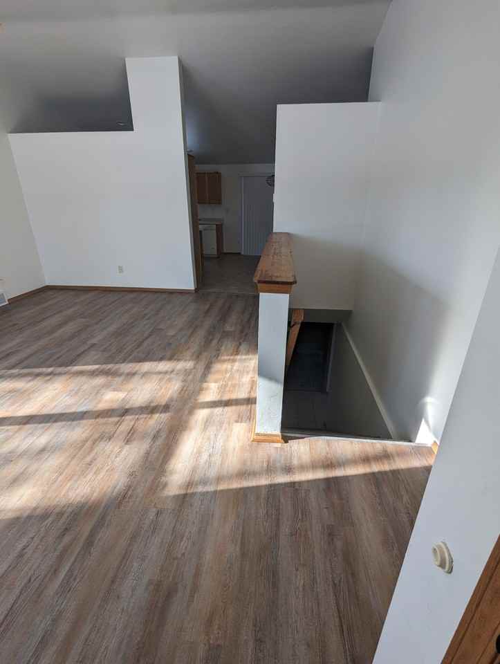 2947 Popplewood Ct - Photo 3 of 29