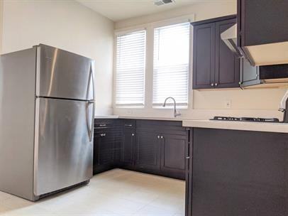 701 705 707 711 Jackson St Oakland CA 94607 HHL - Photo 3 of 50