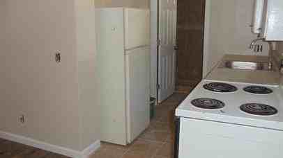 4249 9th Ave NE Seattle WA 98105 LCG - Photo 3 of 34