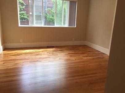 4253 9th Ave NE Seattle WA 98105 LCG - Photo 3 of 24