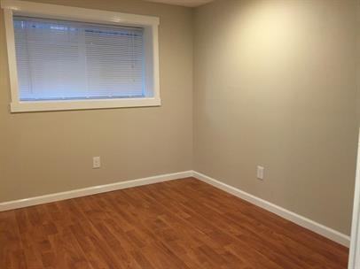 4253 9th Ave NE Seattle WA 98105 LCG - Photo 5 of 24