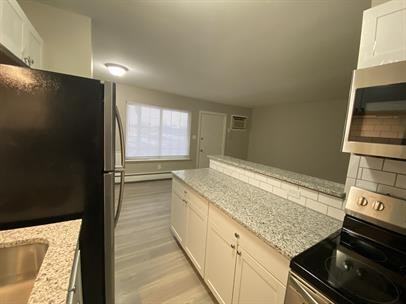 Melvindale Square Apartments *EPM* - Photo 3 of 48