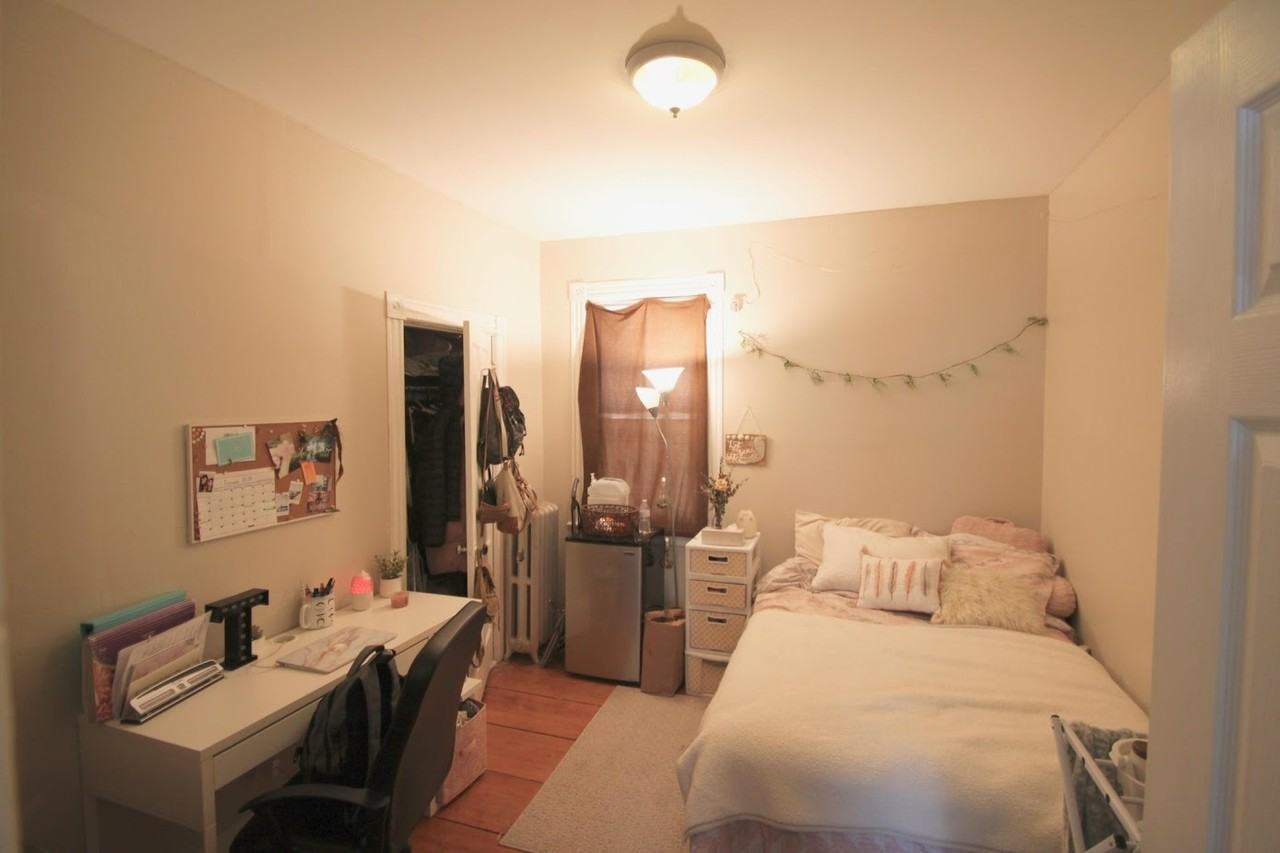 138 Penn Street - Photo 3 of 6