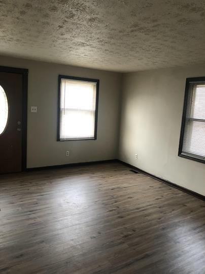 2348 N Main St - Photo 6 of 18