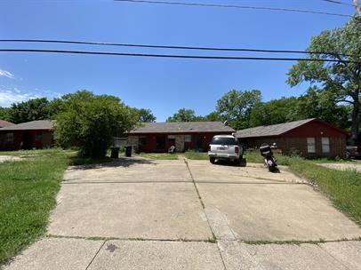 4004 Fair Park Blvd; Ft Worth 76115 - Photo 2 of 20