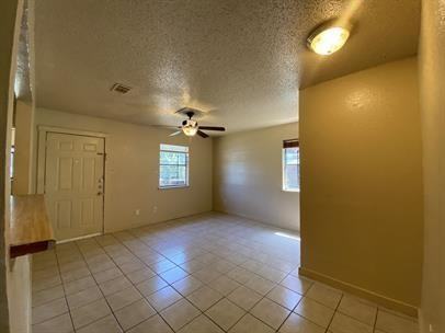 4004 Fair Park Blvd; Ft Worth 76115 - Photo 5 of 20