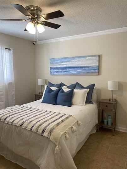 Tuxxi Corp - Photo 7 of 47