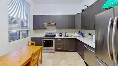 101/103 Spadina Rd - Photo 5 of 31