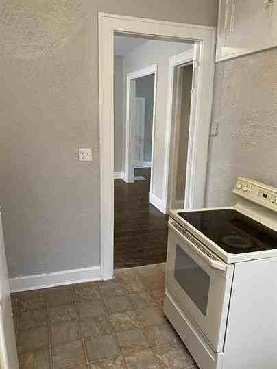 349 W Grand Ave Beloit - Photo 6 of 10