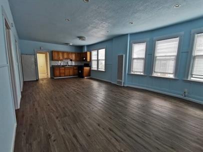 180 Abercorn Drive - Photo 6 of 24