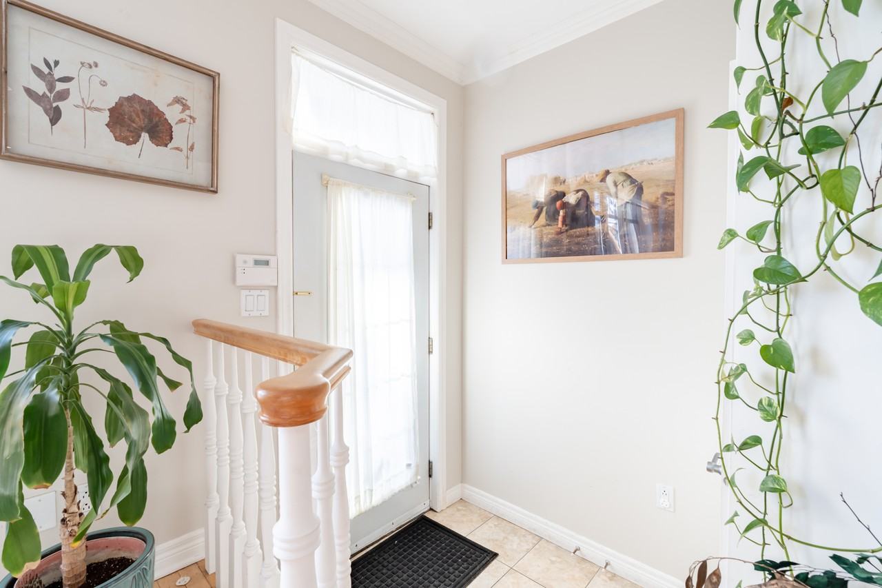 1975 Rue de Cognac - Photo 2 of 25