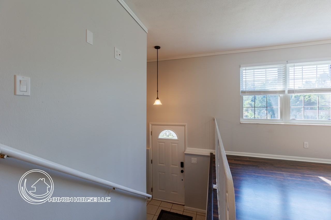 818 Abbiegail Dr #1 - Photo 2 of 41