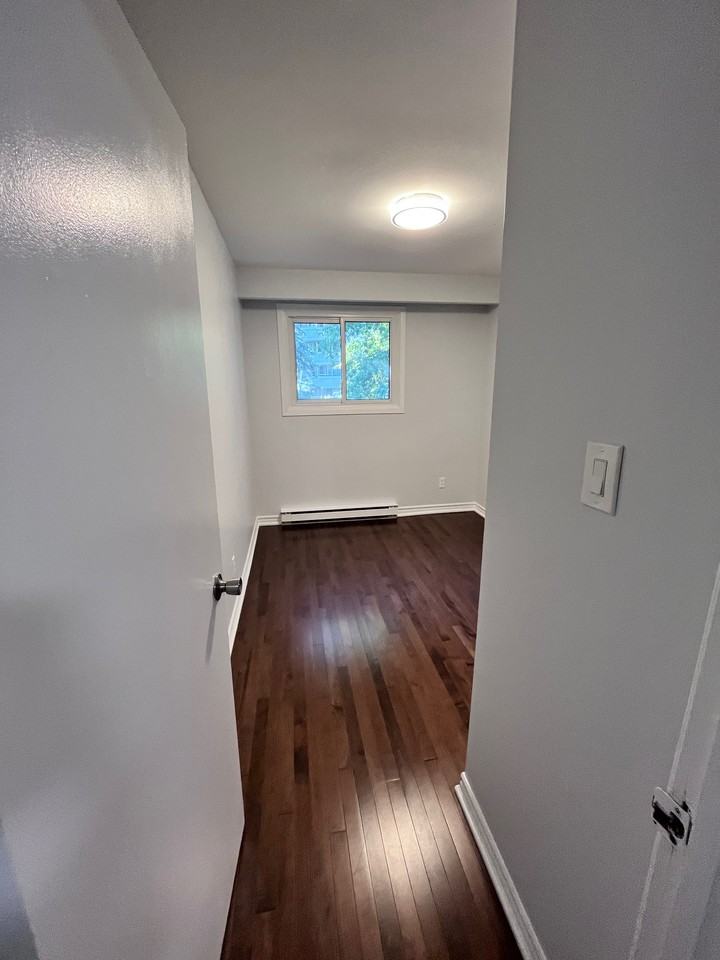 82 Halsey Avenue #2nd floor - Photo 7 of 14