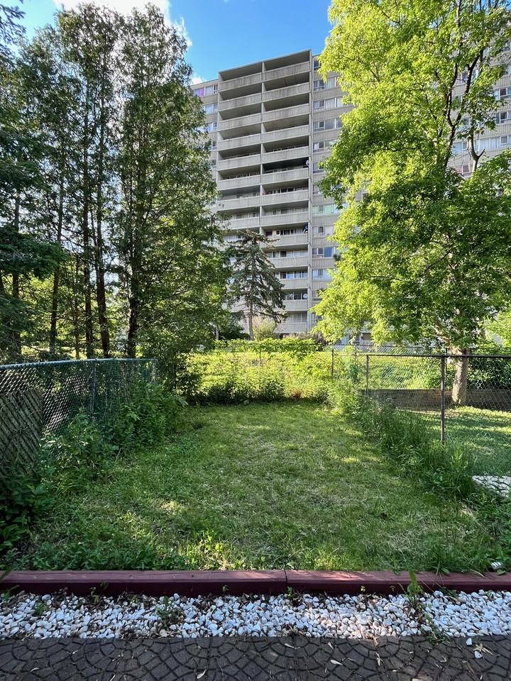 82 Halsey Avenue #2nd floor - Photo 4 of 15