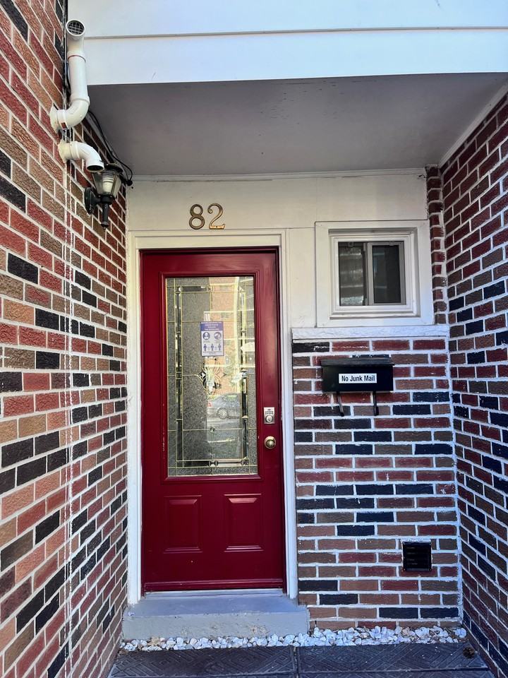 82 Halsey Avenue #2nd floor - Photo 6 of 15
