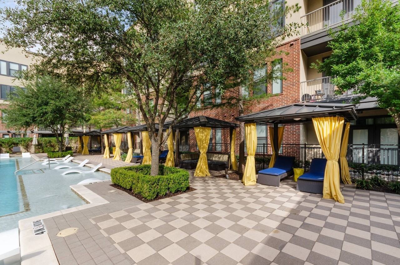 AMLI West Plano - Photo 4 of 33